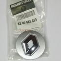 Заглушка легкосплавного диска Renault оригинал (Франция), 8200043899, для Рено Дастер
